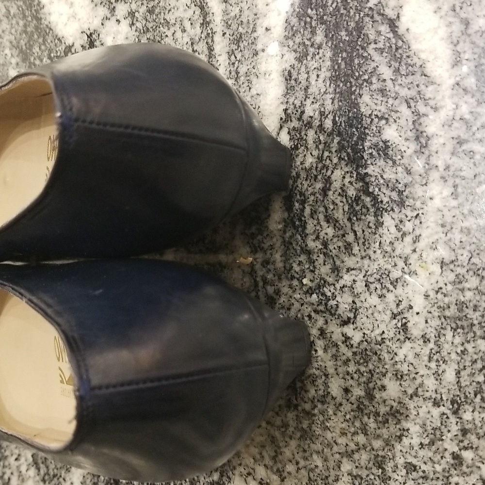 Navy Blue Bows on Toes Salvatore Feragamo 9AAA - Picture 5 of 13